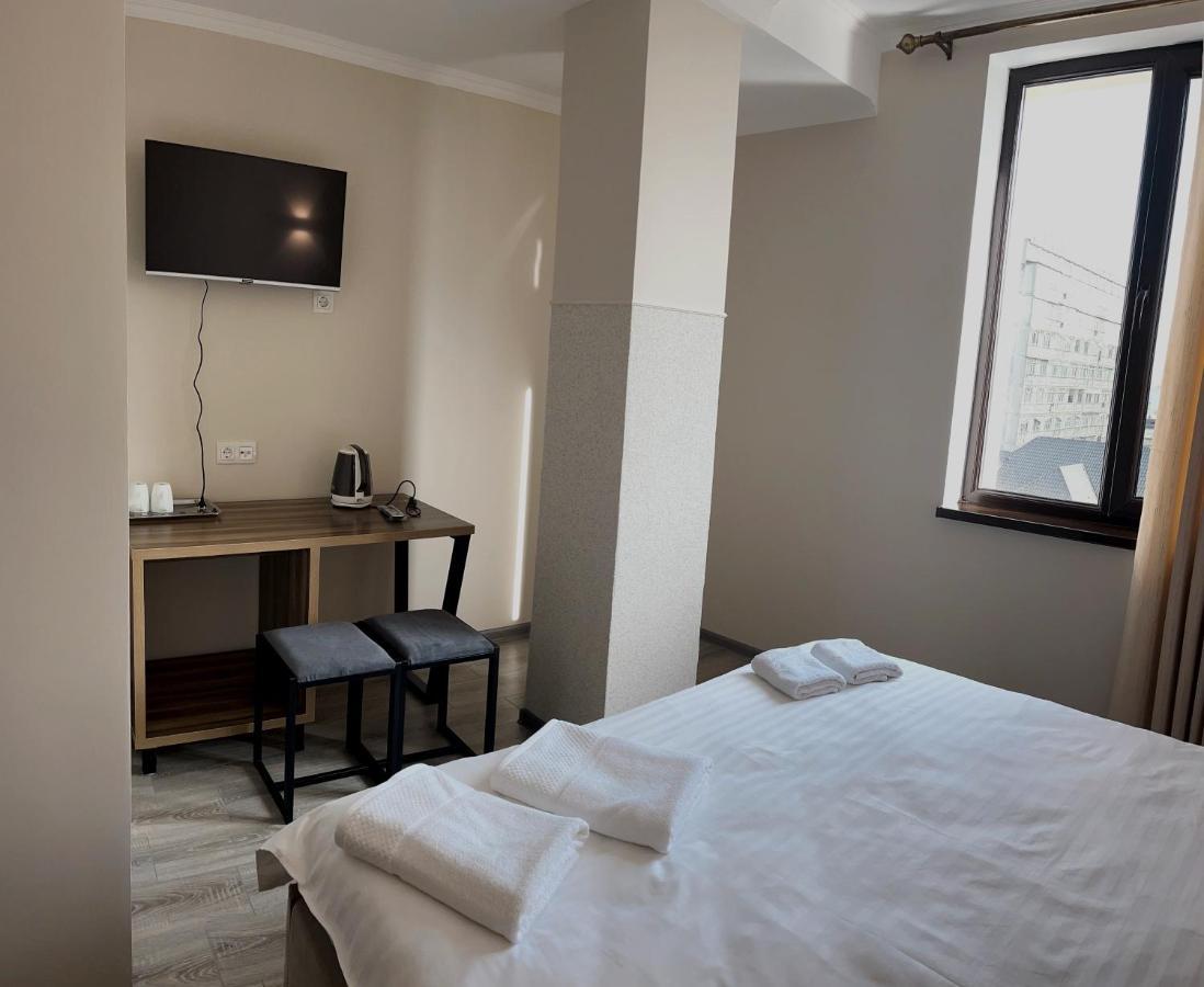 Hotel Nova Μπισκέκ Εξωτερικό φωτογραφία
